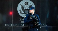 至少两名美国驻西班牙大使馆人员被指控行贿窃取机密情报，被西班牙驱逐
